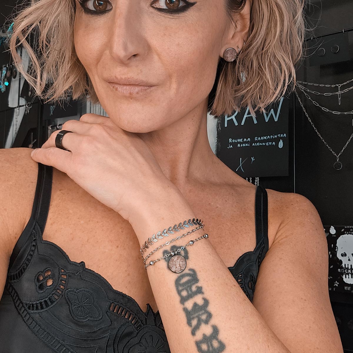 MURSKA ruusukvartsi amuletti rannekoru setti