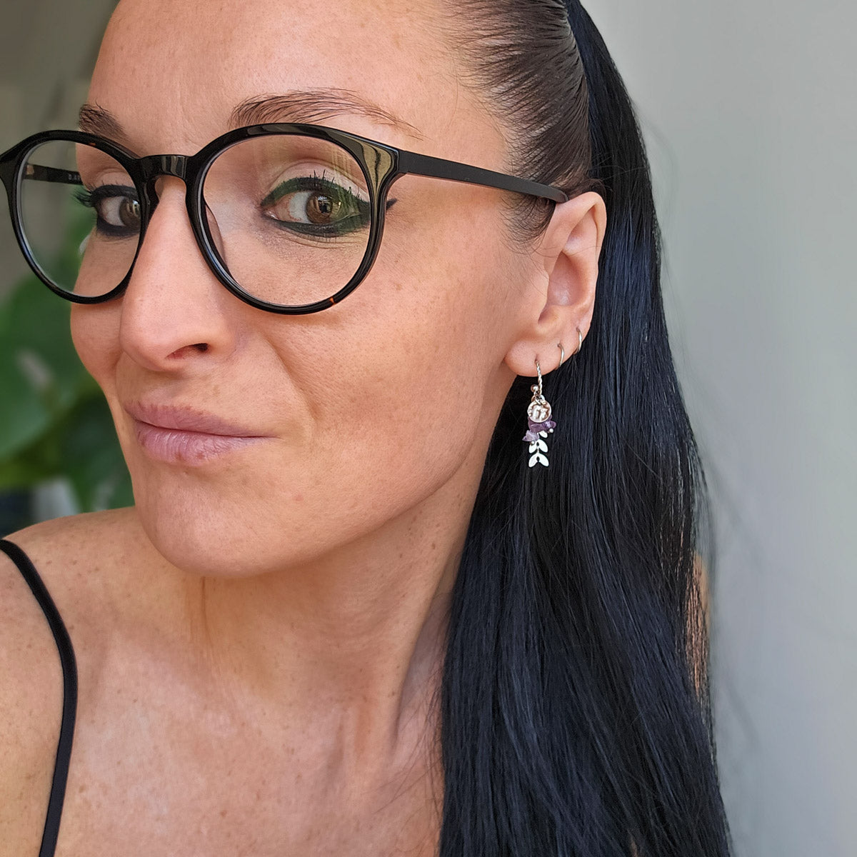 Voimasiru new era ametisti korvakorut