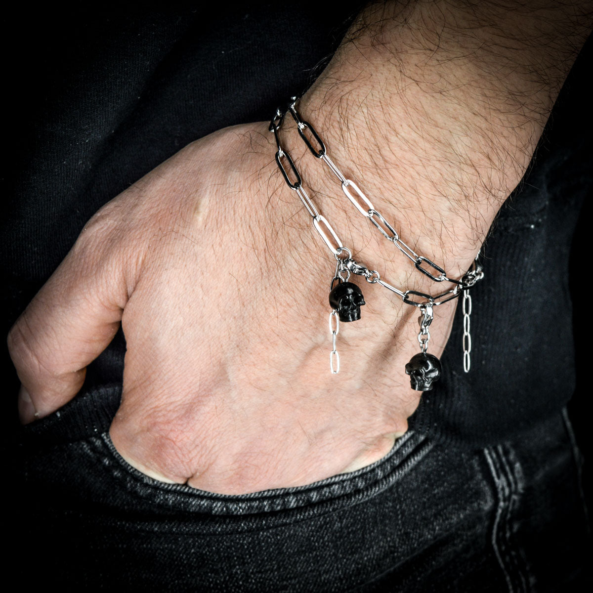 PÄÄKALLO tuotteista löydät kaulakorut, parisuhdekorut, korvakorut & rannekorut