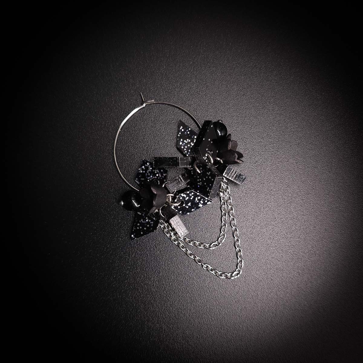 MURSKA flowers black glitter korvakorut