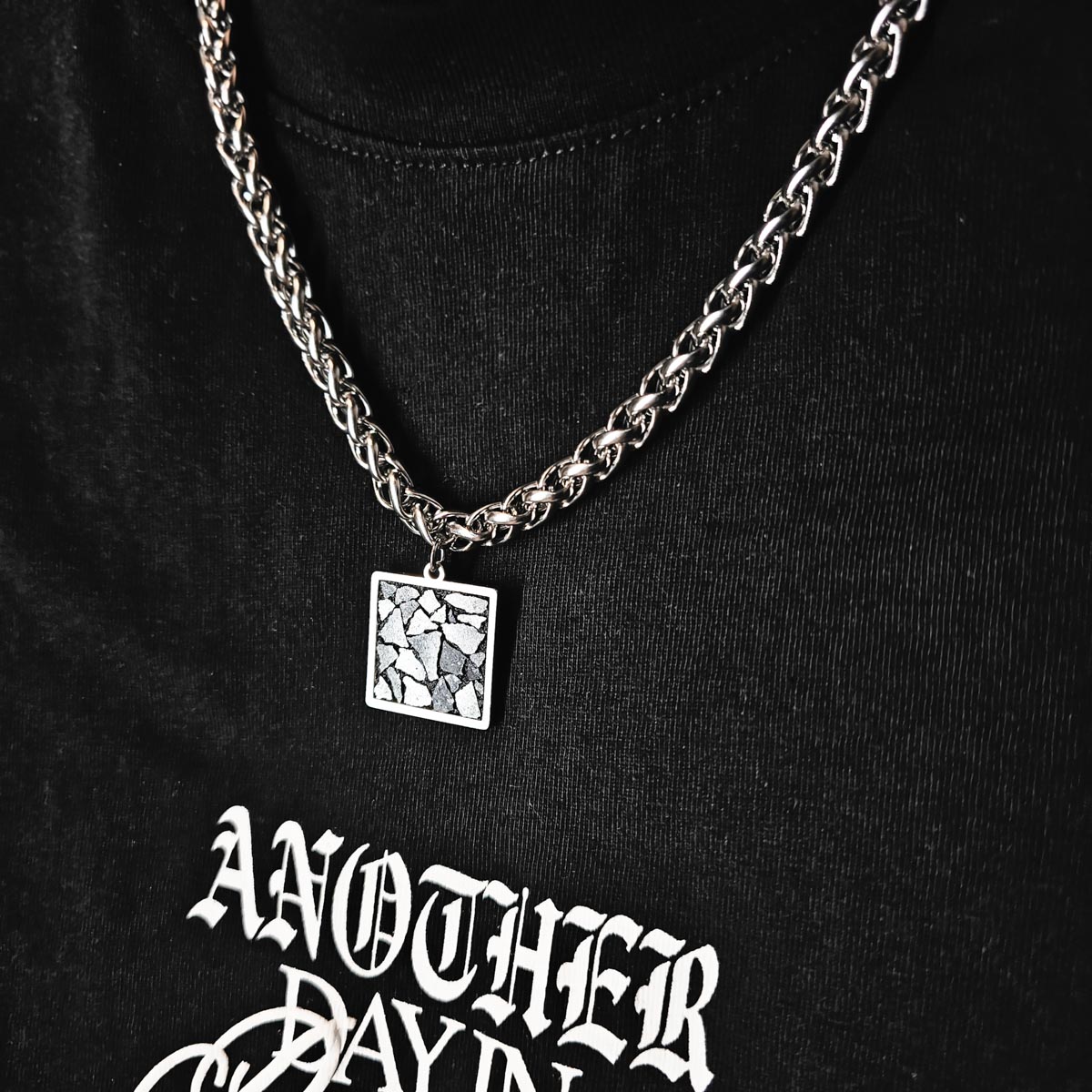 MURSKA guard kaulakoru