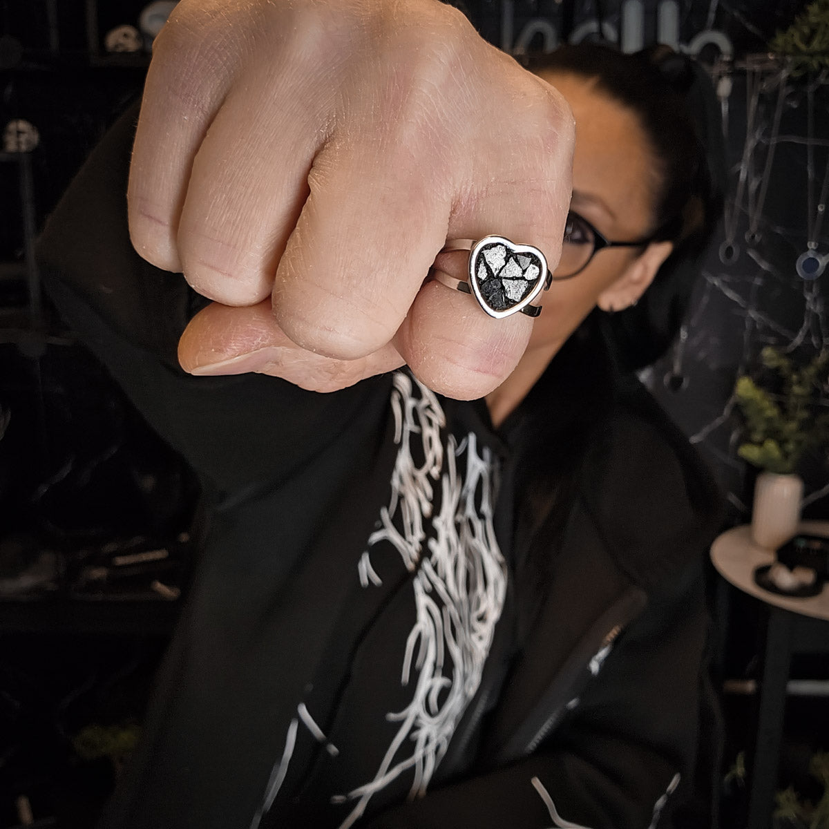 MURSKA Voimasydän kivi terässormus