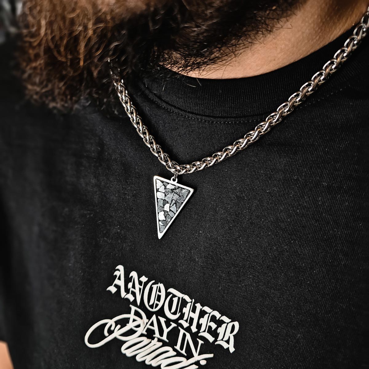 MURSKA warrior kaulakoru